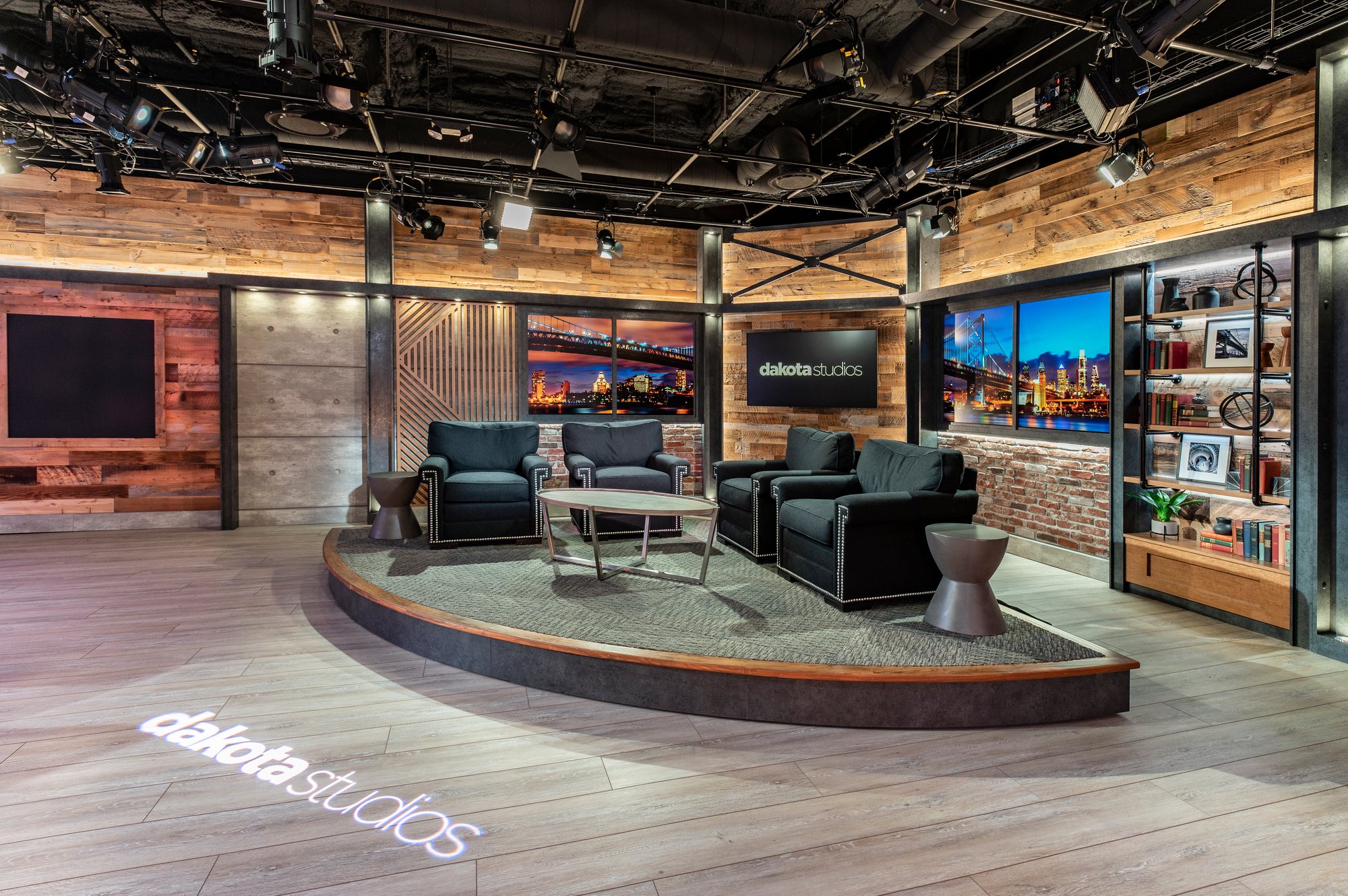 Rendell_DakotaLive009